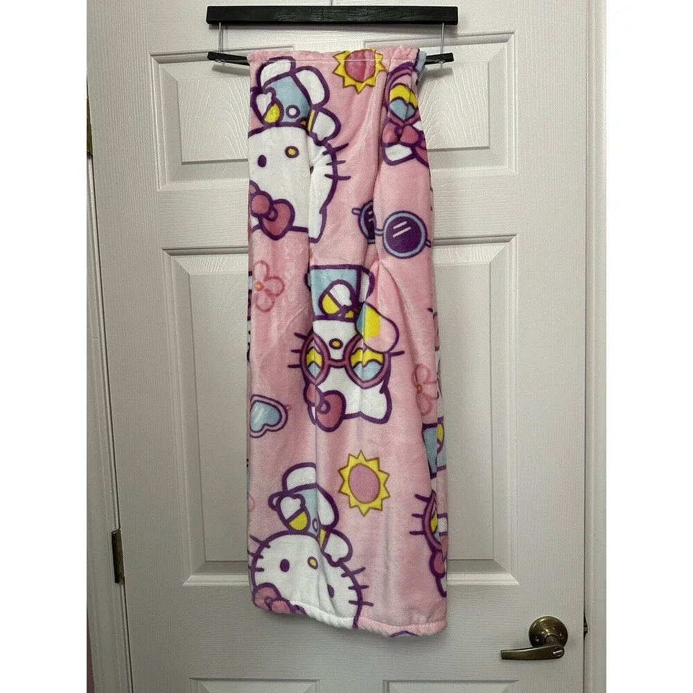 Hello Kitty Summer Ice Cream Sunglasses Sun 50x70 Pink Plush Throw BRAND NEW